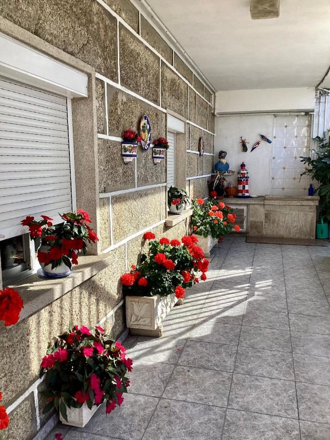 Ático con terraza Apartamento O Grove Exterior foto